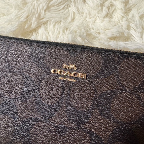 Coach Signature Brown and Black Backpack with Wallet - Picture 15 of 16